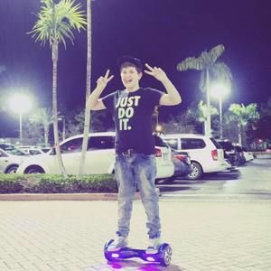 Meet your Posher, Teona