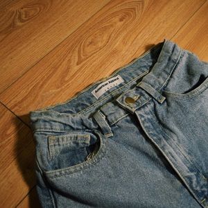 Medium Wash High Waist Jean