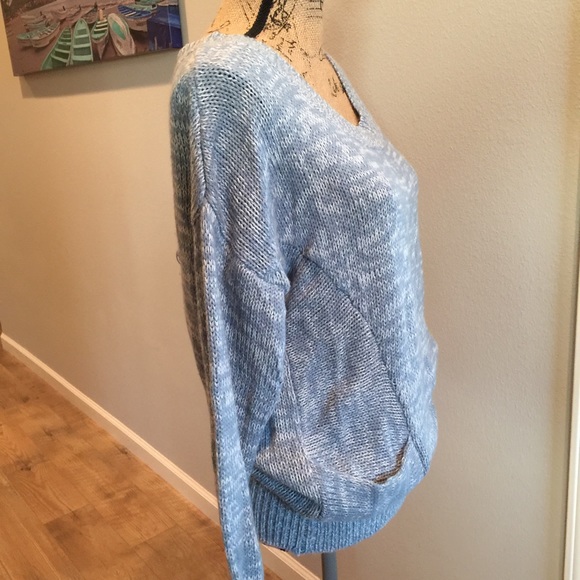 Forever 21 Sweater - Picture 3 of 3