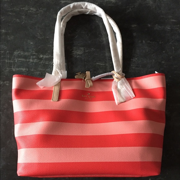 kate spade Handbags - Brand NEW Kate Spade tote