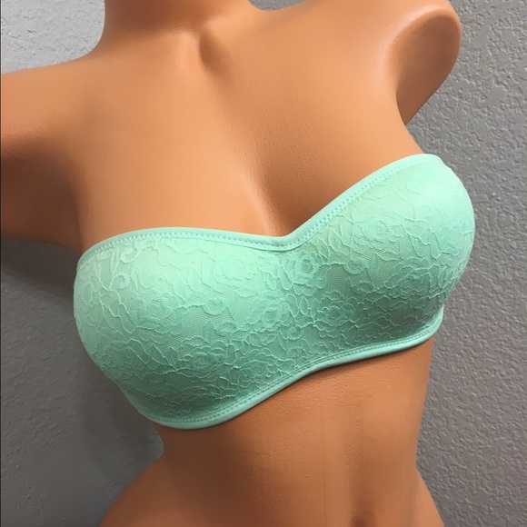 NWT VS padded bandeau