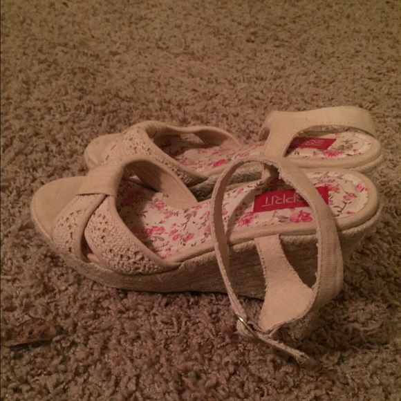 Wedges - Picture 2 of 3