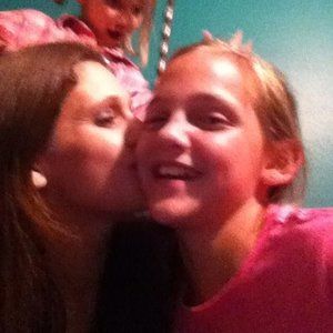 Meet your Posher, Tabitha