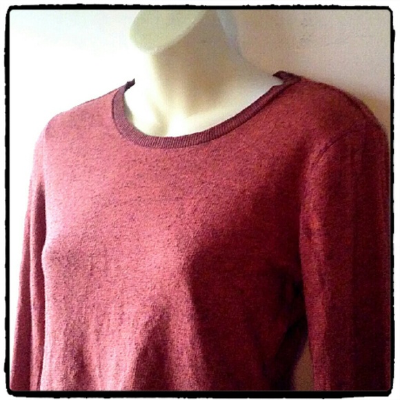 BDG RED SWEATER - Picture 2 of 4