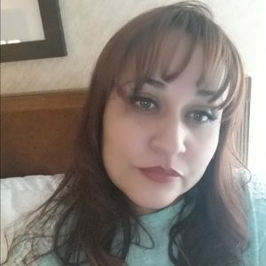 Meet your Posher, Dyann