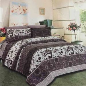 Full Bed Set ON HOLD