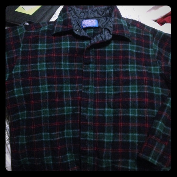 Men's Pendleton flannel, size Large