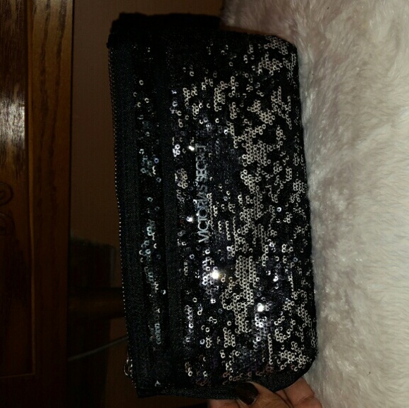 Clutch purse