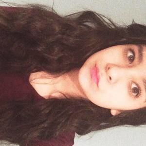 Meet your Posher, Tania