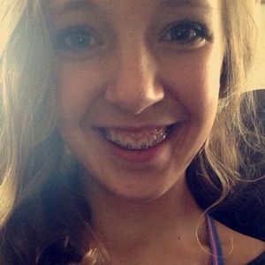 Meet your Posher, Kendra