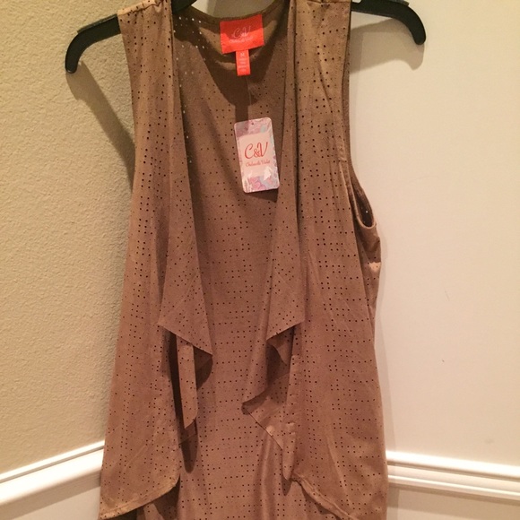 Chelsea & Violet Sweaters - Gorgeous suede like cardigan