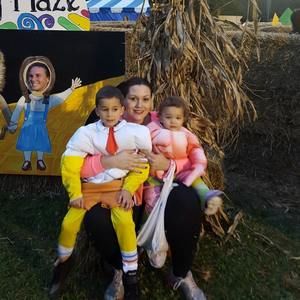 Meet your Posher, April