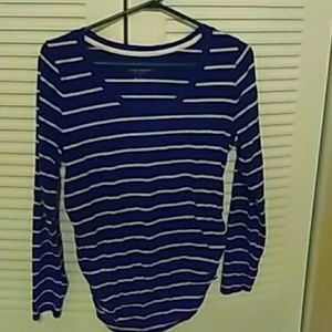 Navy blue Liz Lange maternity shirt