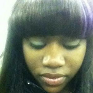 Meet your Posher, Sabrina