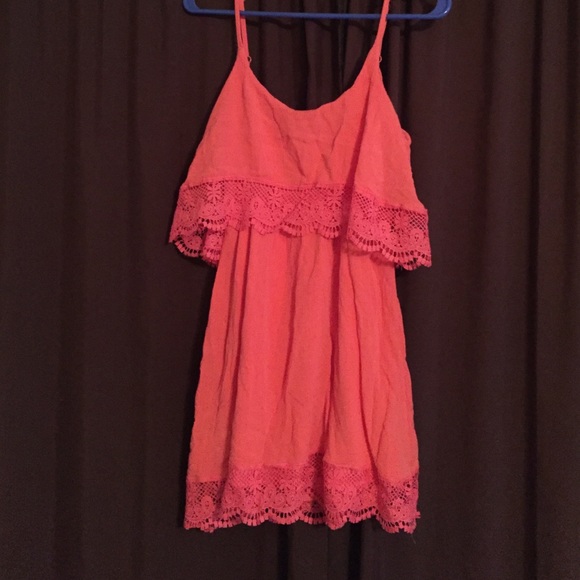 ☀️Peach orange dress kinda Coral. Like new! - Picture 2 of 3