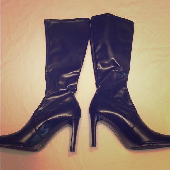 Donald J Pliner boots