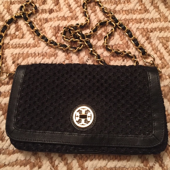 Tory Burch woven cross body bag ✨