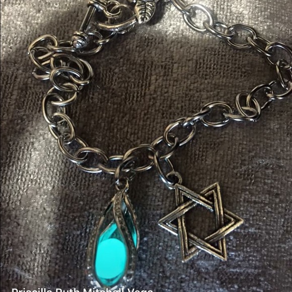 Rose toggle glow dark star of david bracelet