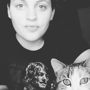 Meet your Posher, Cami