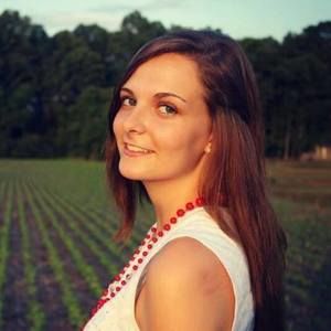 Meet your Posher, Lauren