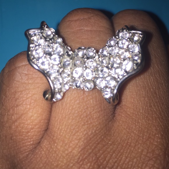 Butterfly Ring - Picture 2 of 3