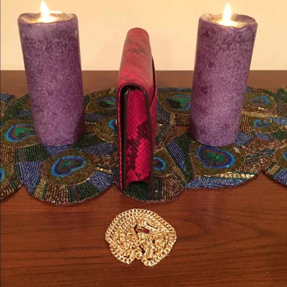 ❣️NWT❣️MICHAEL KORS❤️RED❤️ Ellie Flap Over PURSE - Picture 4 of 8