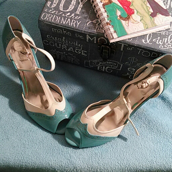 Brand New Tiffany Blue Heels