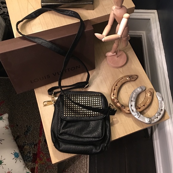 ✨ Steve Madden cross body ✨