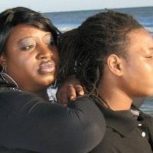 Meet your Posher, Lenora