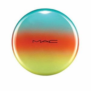 MAC BRONZER- DELICATES