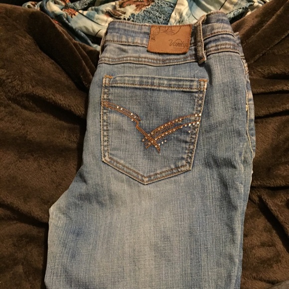 Vanity destressed jeans