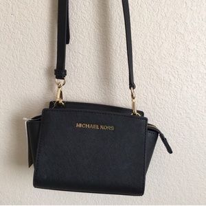 Michael Kors Selma Mini  Messanger