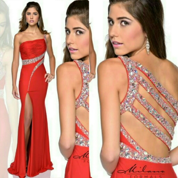 Prom dress - Picture 1 of 1