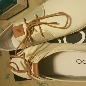 ALDO Mens white and grey Adric shoes.  Normal wear