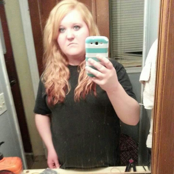 Meet your Posher, Samantha - Picture 1 of 1