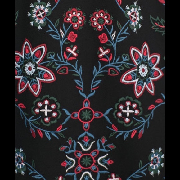 Zara Long Embroidered Floral Midi Dress - Picture 4 of 4