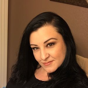 Meet your Posher, Juliana