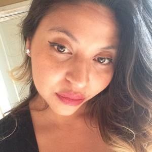 Meet your Posher, Cynthia