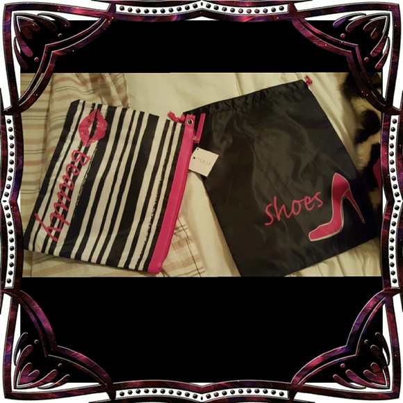 Macy's shoe bag with matching makeup bag - Picture 1 of 3