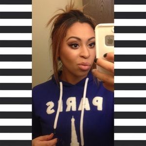 Meet your Posher, Andrea