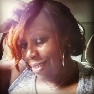 Meet your Posher, Pamela
