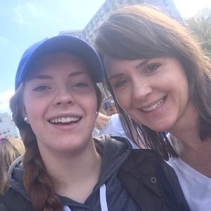 Meet your Posher, Dawn