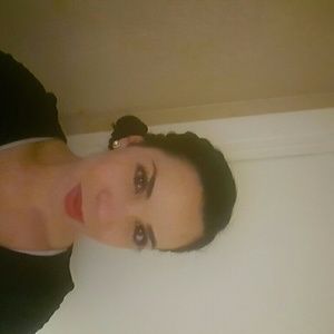 Meet your Posher, Jazmin