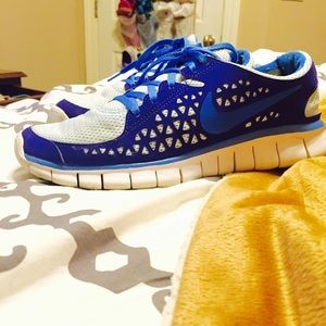 Nike Free Runs