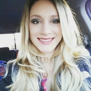 Meet your Posher, Lindsey