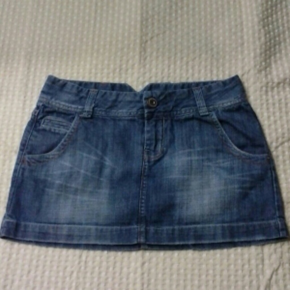 American Eagle Denim Mini Skirt Size 4