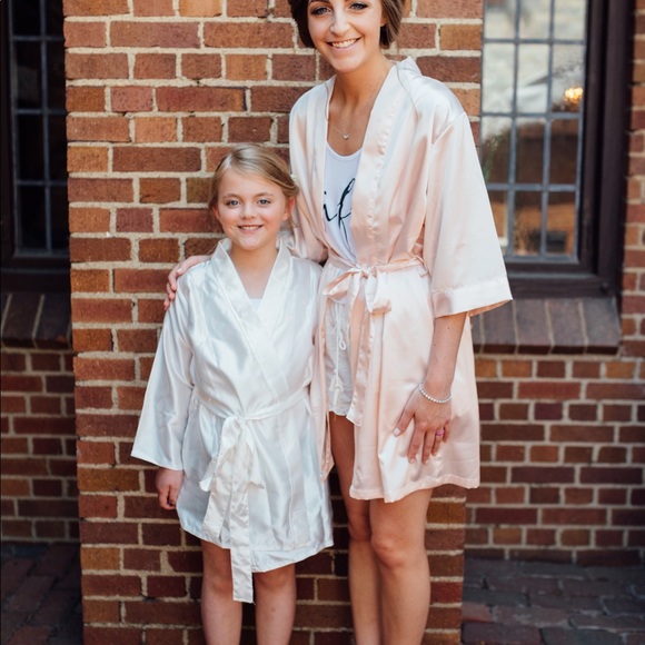 Meet your Posher, Kelli - Picture 6 of 6