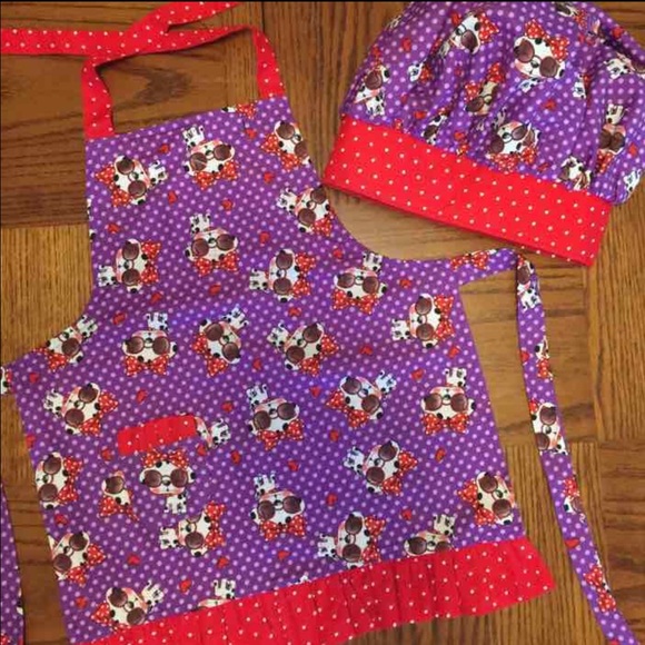 NEW. Little girl apron with matching hat.