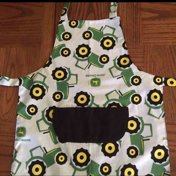 NEW. Little boys reversible apron with pocket.