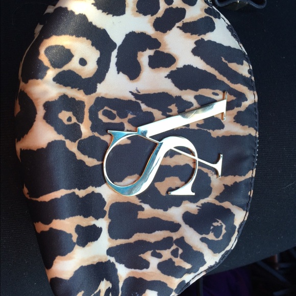 Victoria's Secret Handbags - Small vs makeup bag